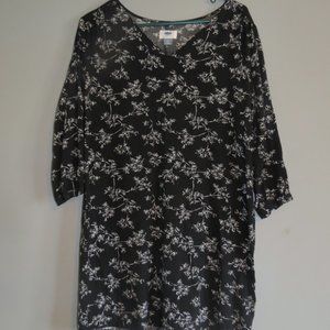 Old Navy Black and white floral Blouse